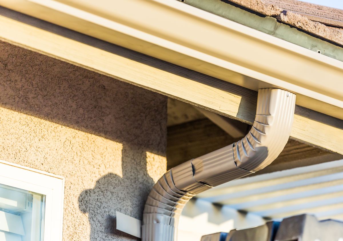 seamless gutter benefits kansas homeowners